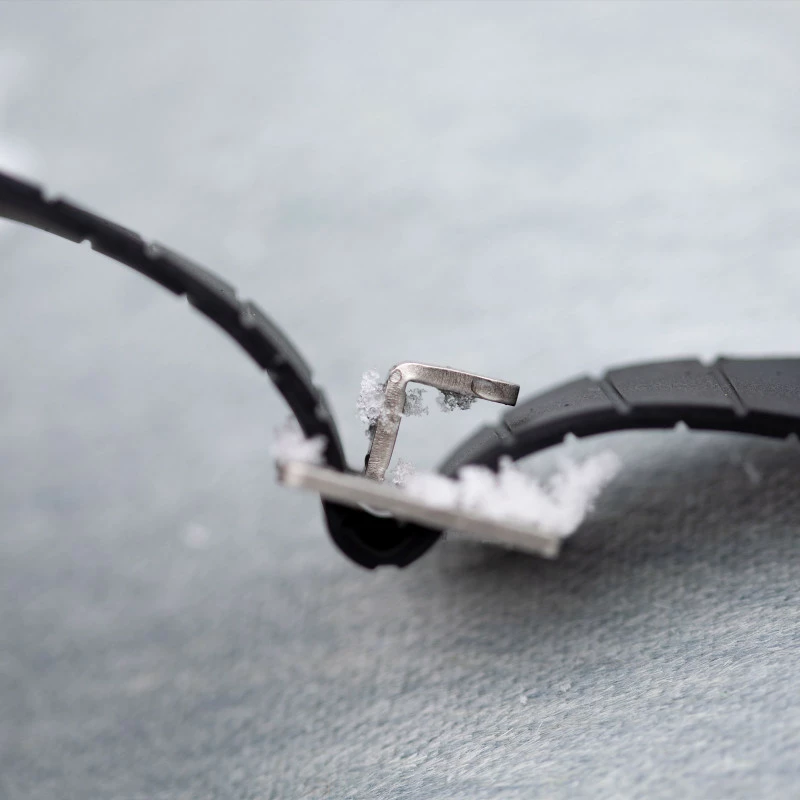 Jones Pre-cut Nomad Splitboard Skins 5 Jones Pre-cut Nomad Splitboard Skins - Image 5